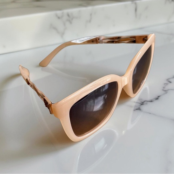 Jessica Simpson Chic Cateye Nude Sunglasses - Picture 2 of 4